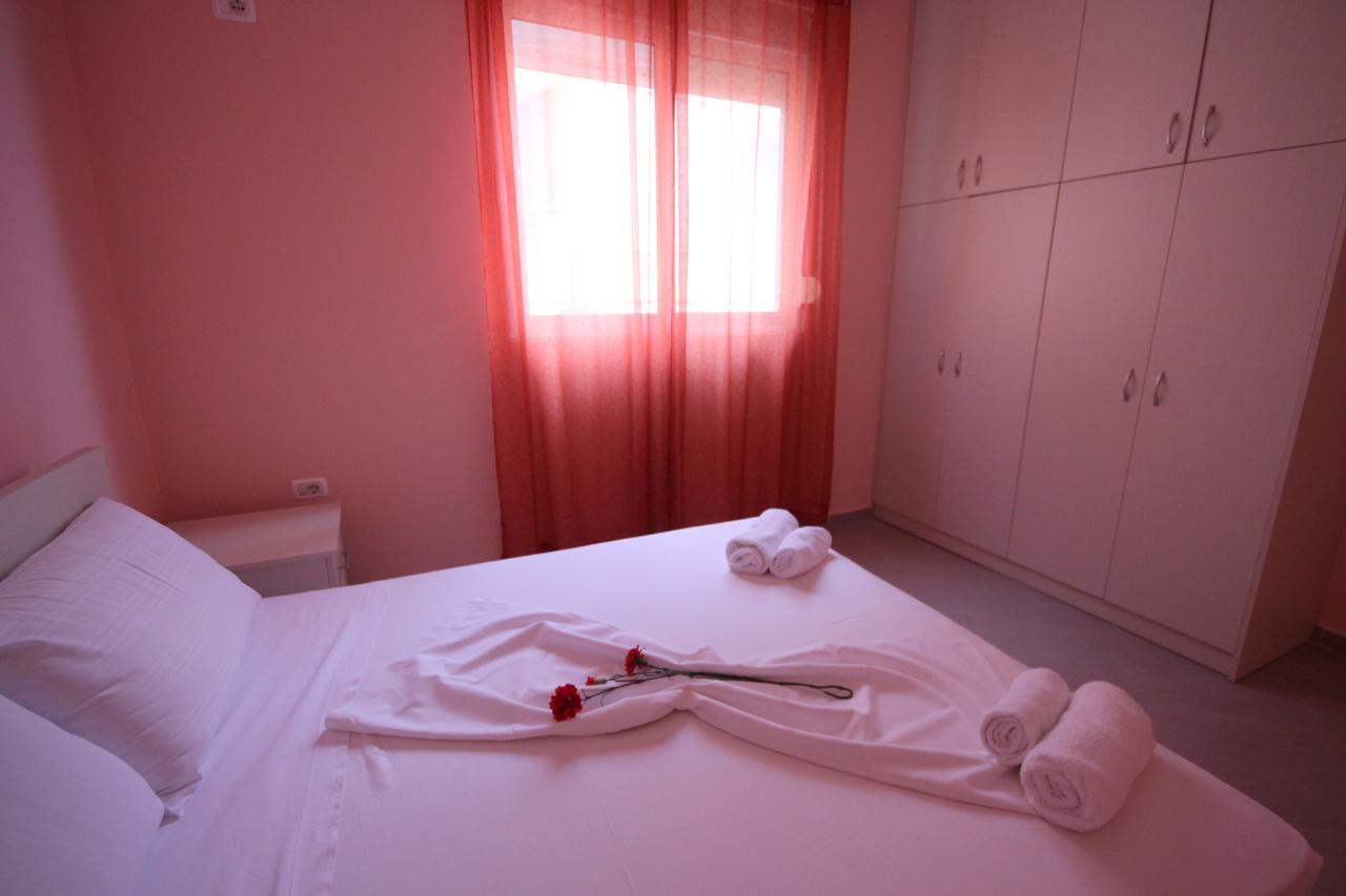 Ideal Holiday Apartments Sarandë Buitenkant foto