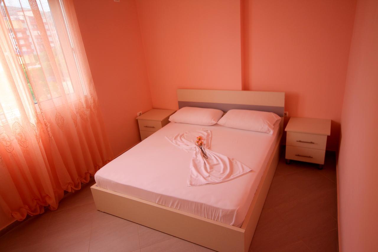 Ideal Holiday Apartments Sarandë Buitenkant foto
