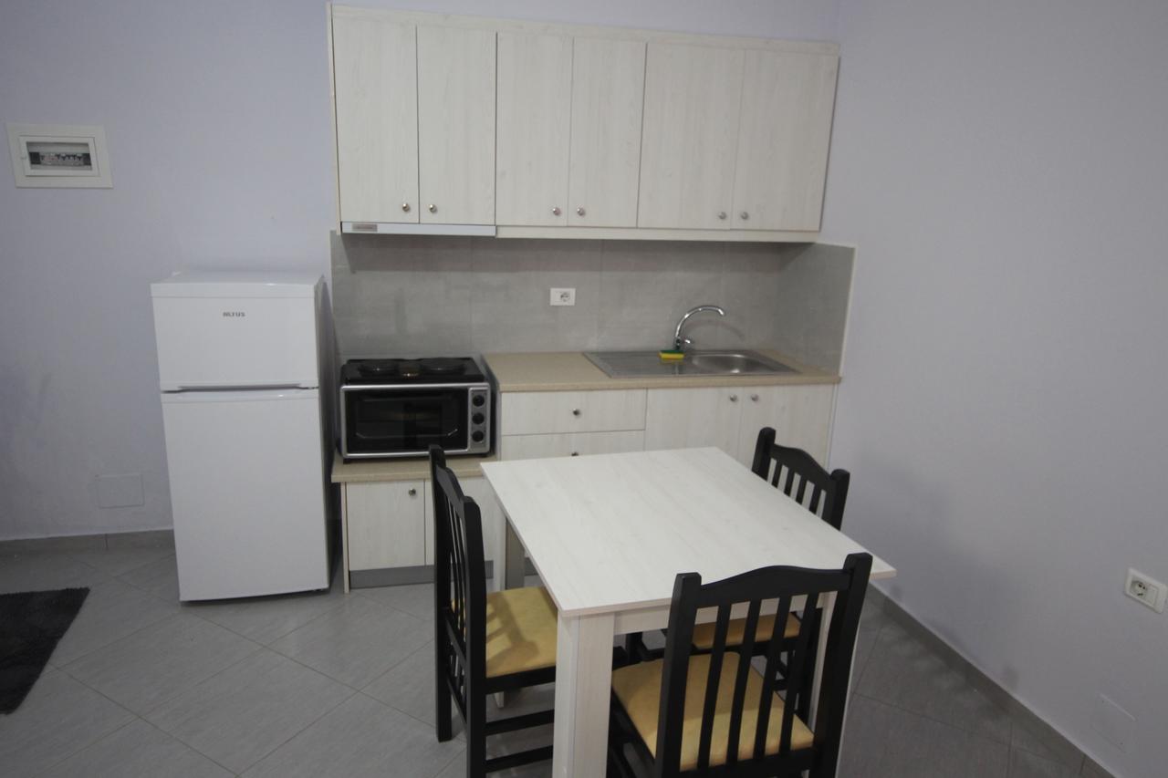 Ideal Holiday Apartments Sarandë Buitenkant foto